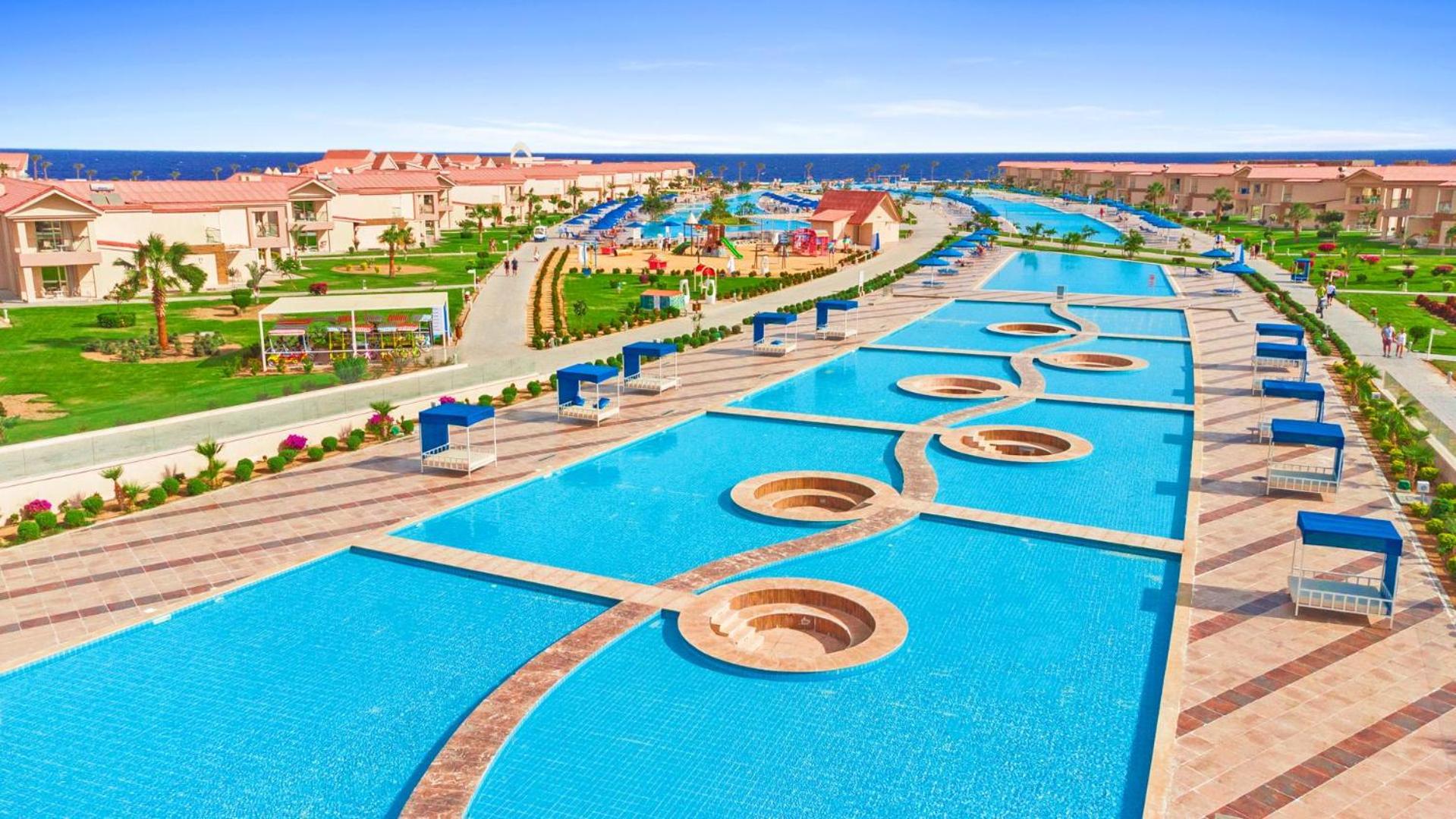 Pickalbatros Sea World Resort - Marsa Alam- "Aqua Park" — photo 39