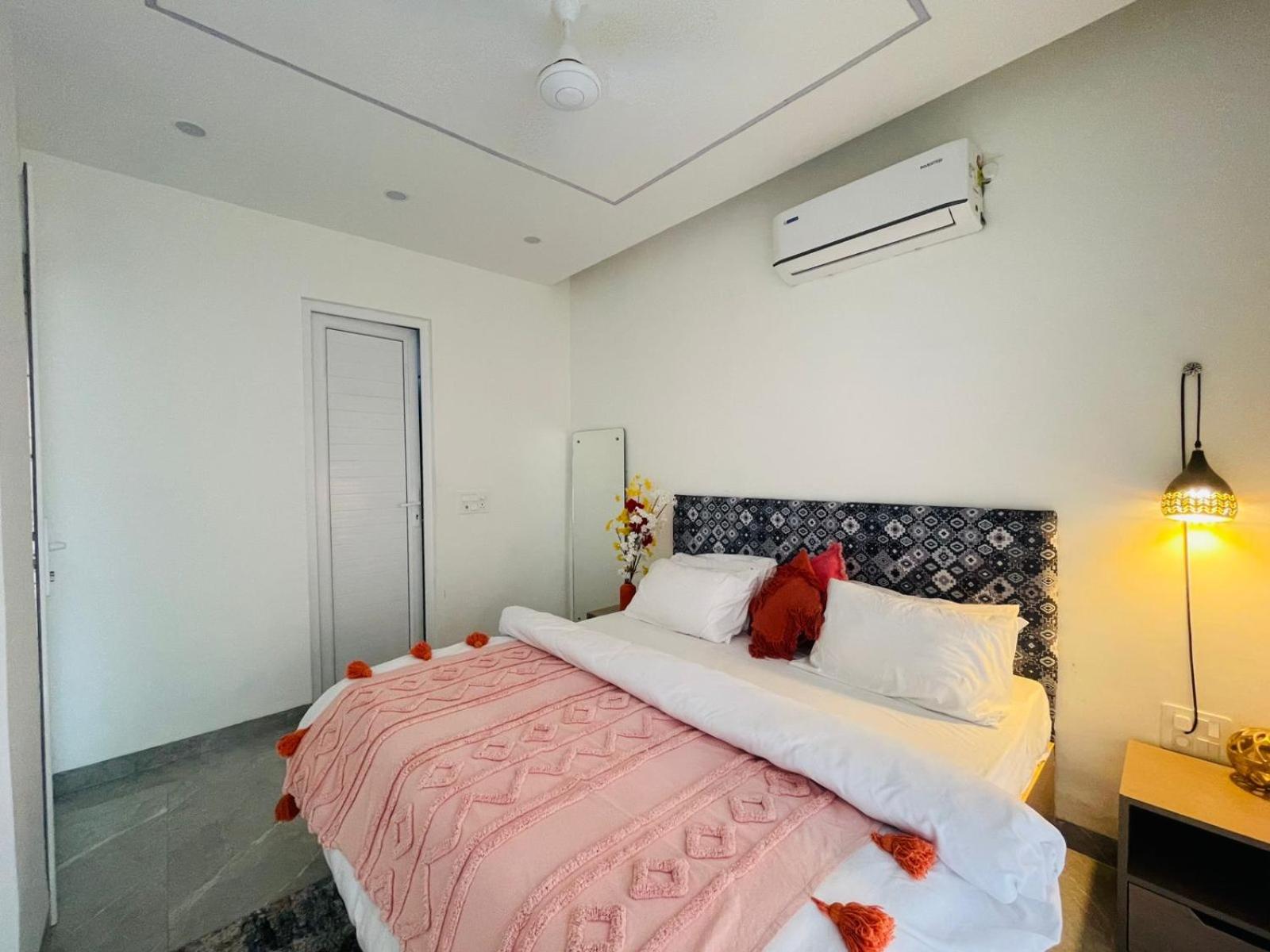 PineSway Villa