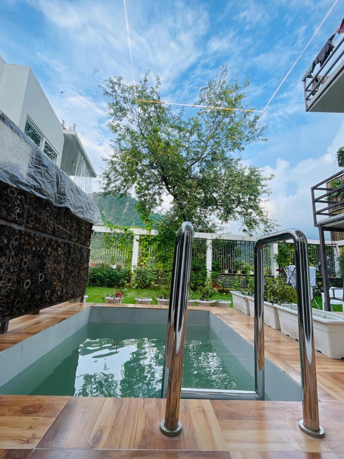PineSway Villa