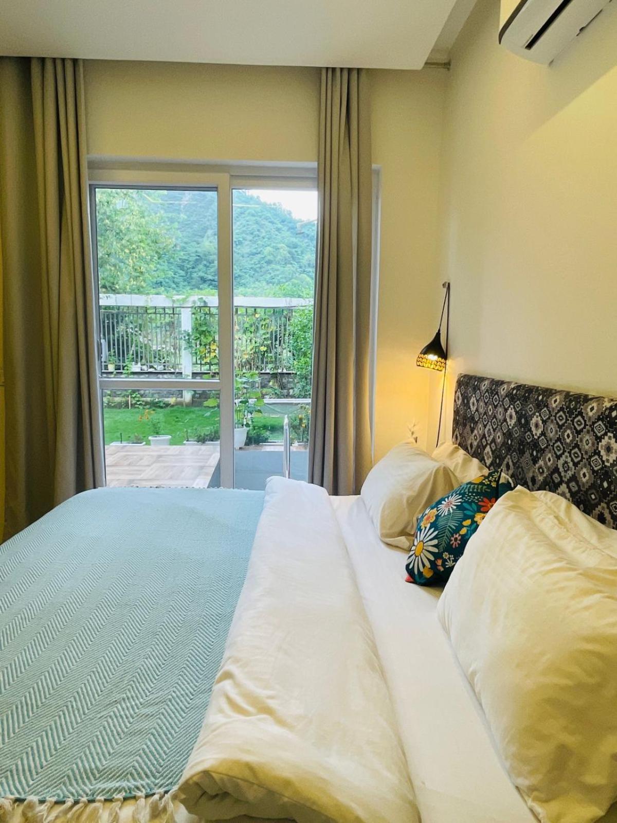 PineSway Villa