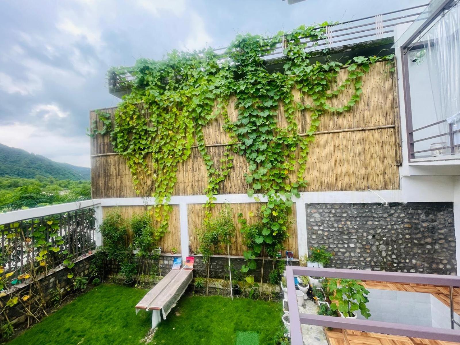 PineSway Villa