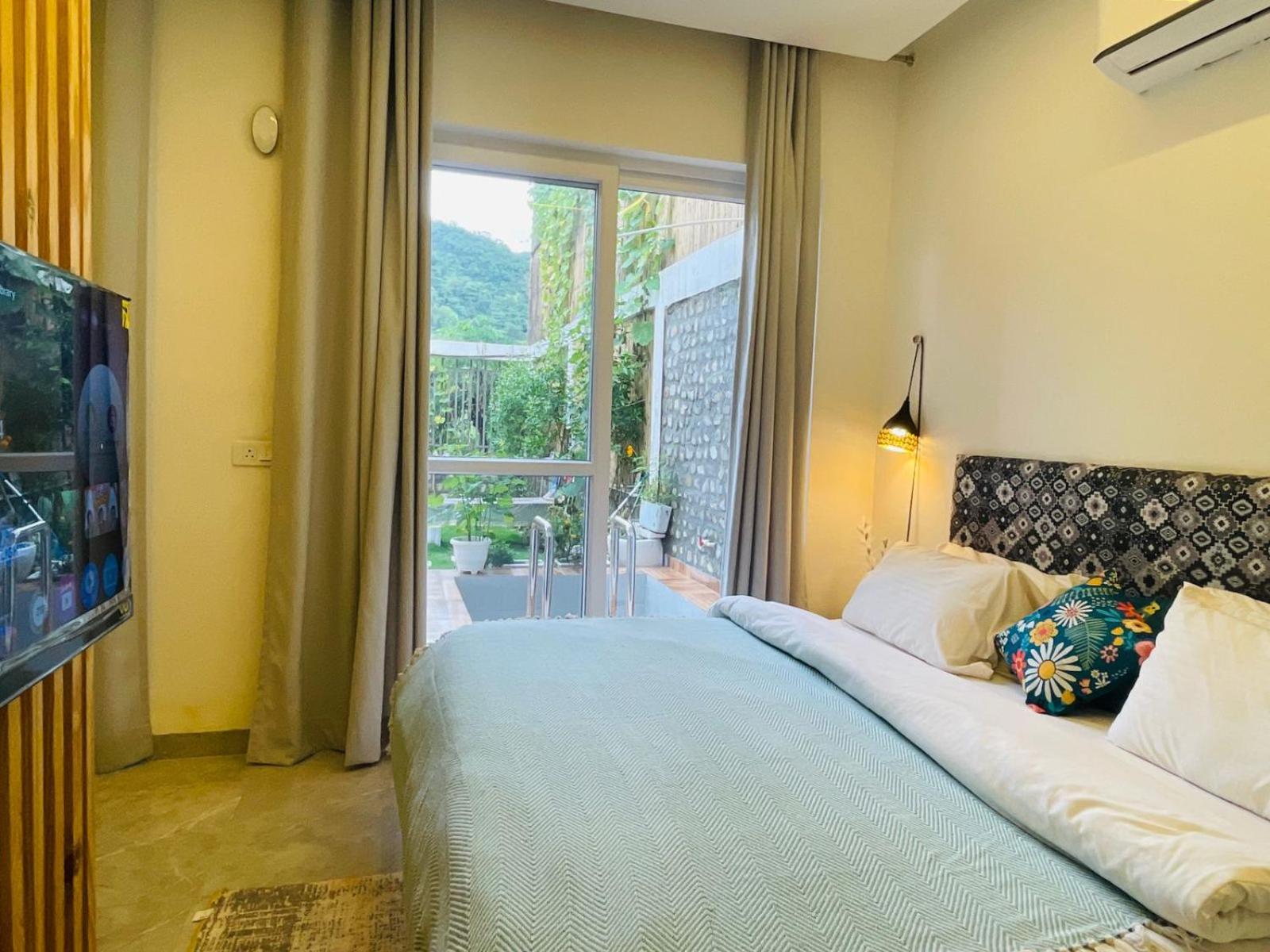 PineSway Villa