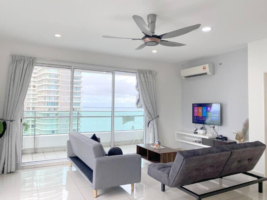 2bedroom 2bath 13th Seaview MansionOne Gurney photo 1