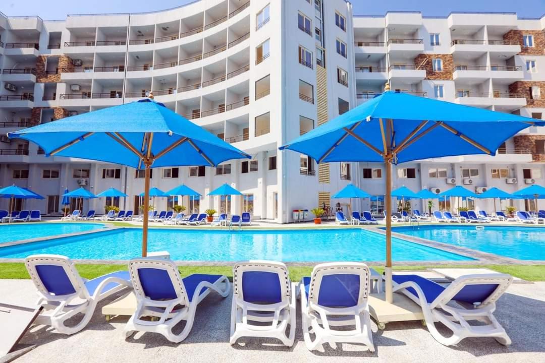 Tiba Golden Resort with private Beach