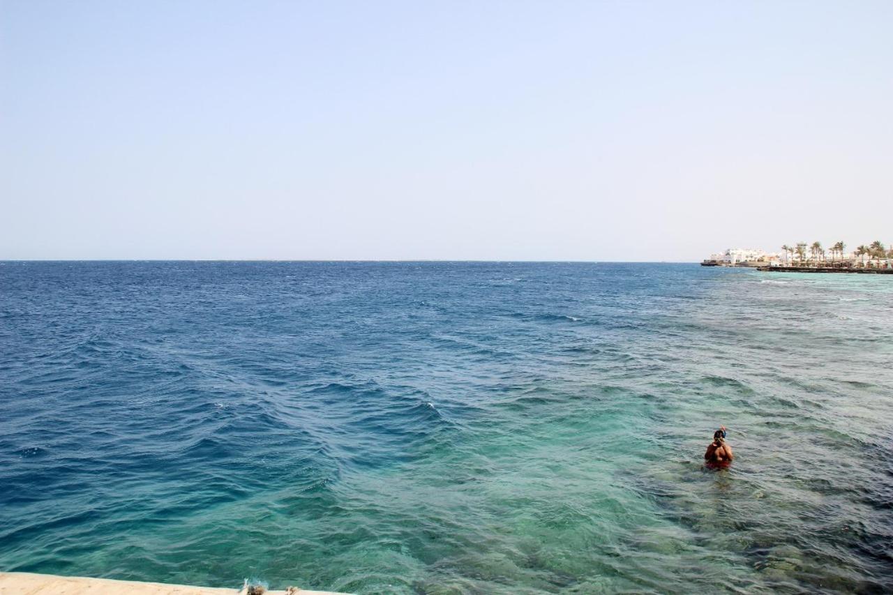Tiba Golden Resort with private Beach