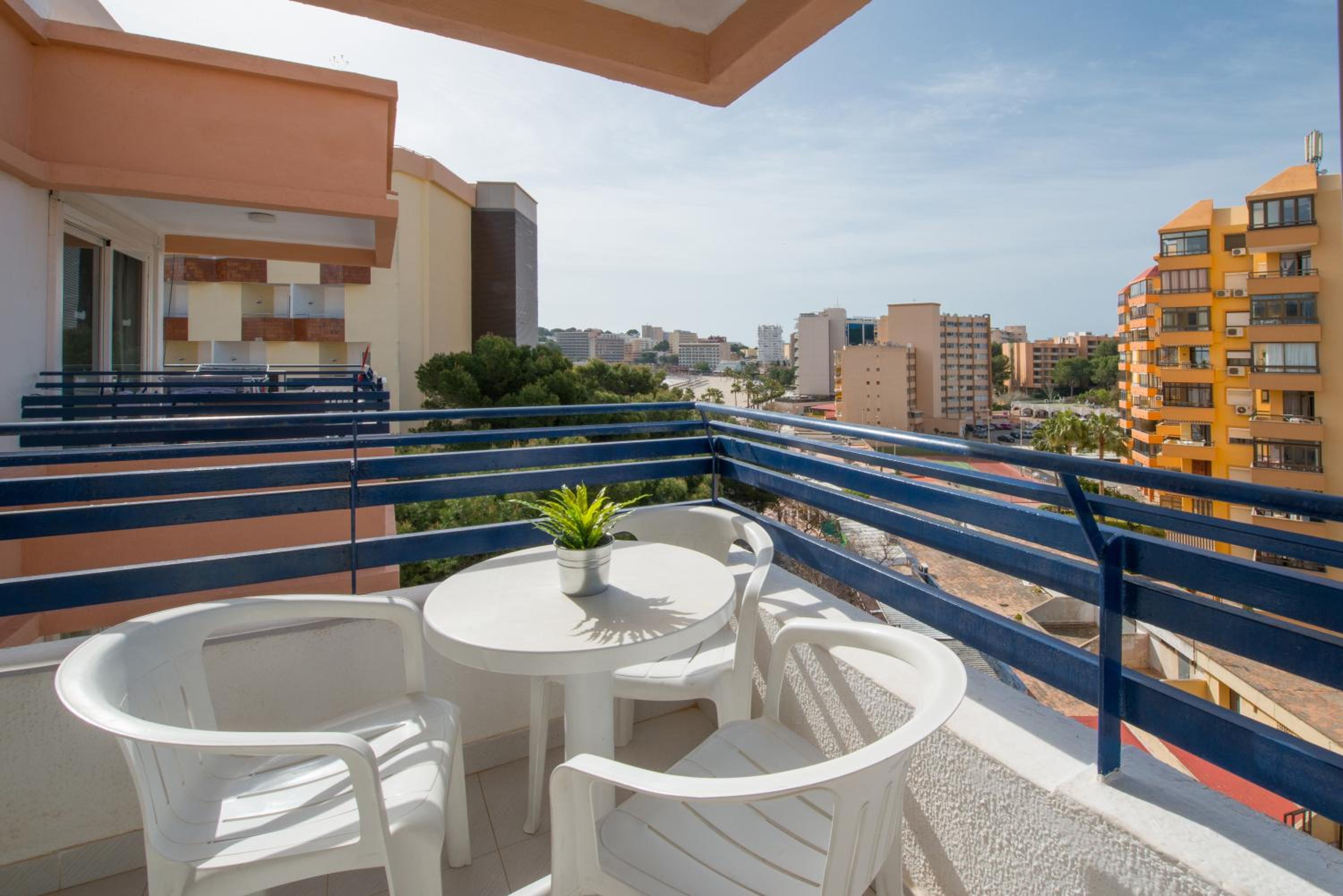 Apartamentos Calablanca