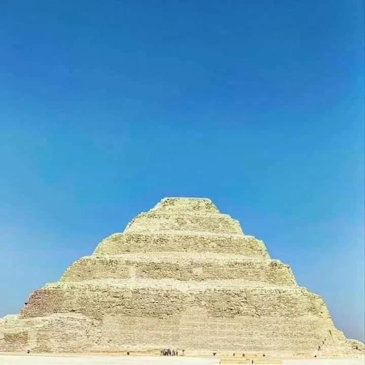 Ahmose Pyramids view inn