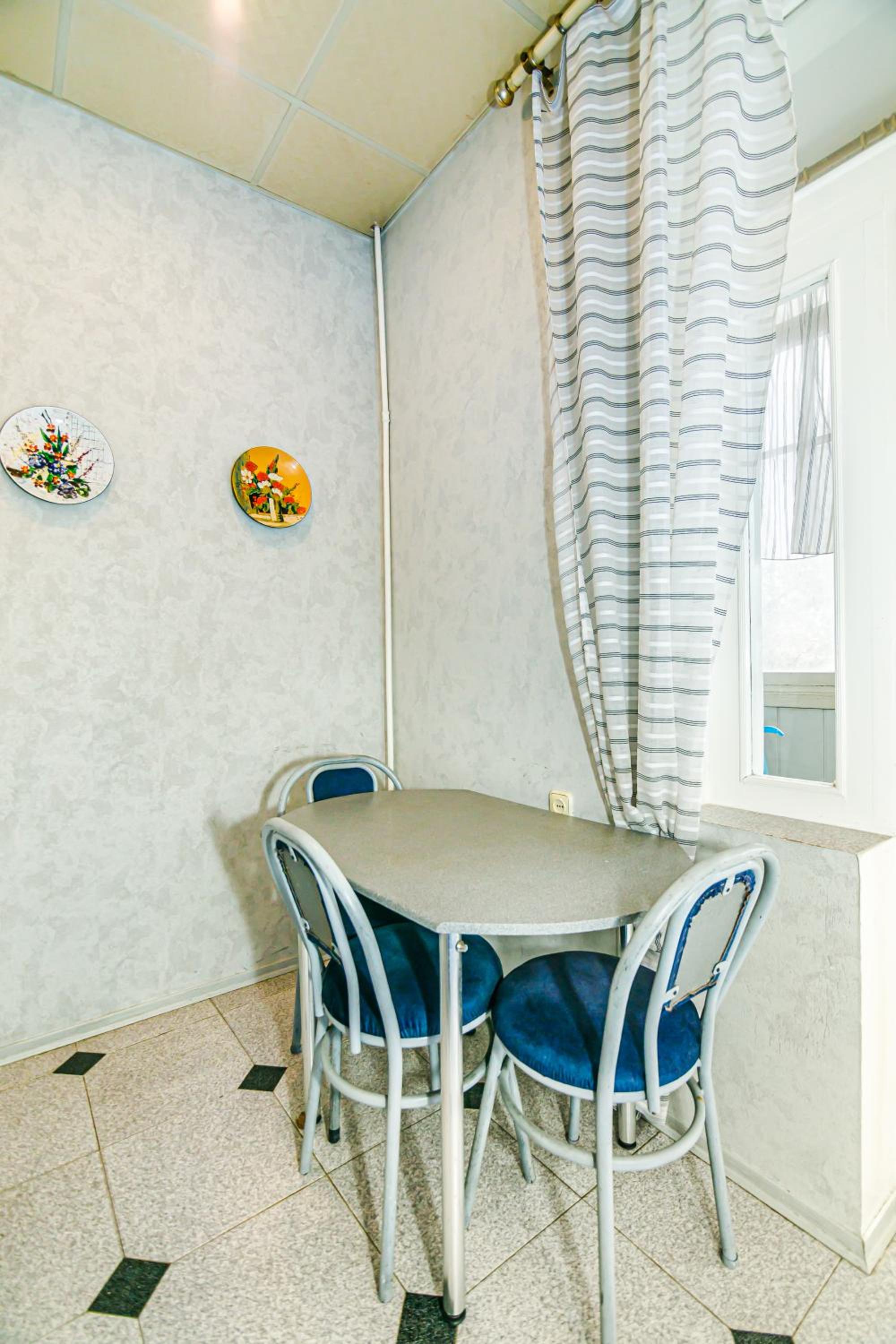 Deluxe Apartment 103