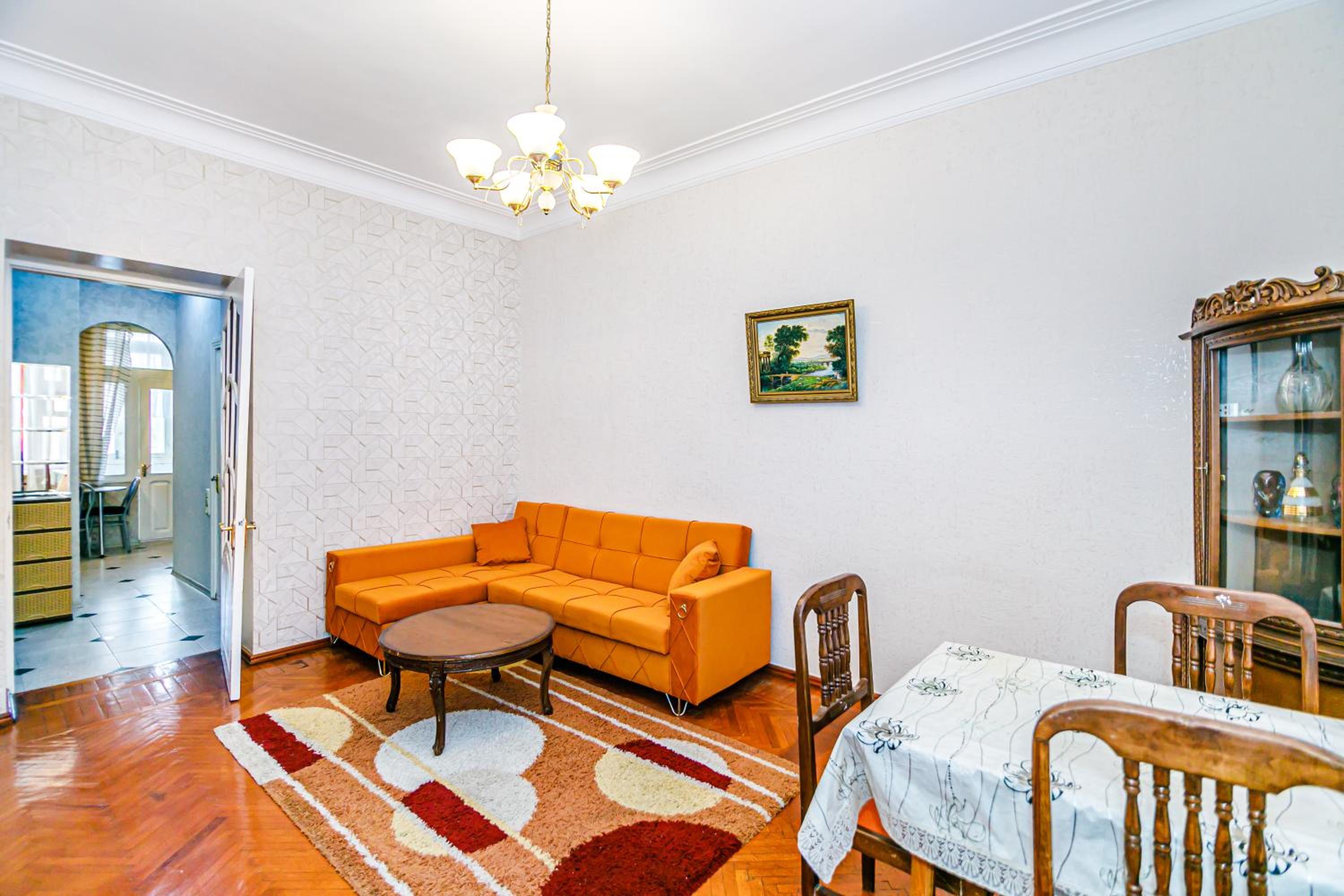 Deluxe Apartment 103