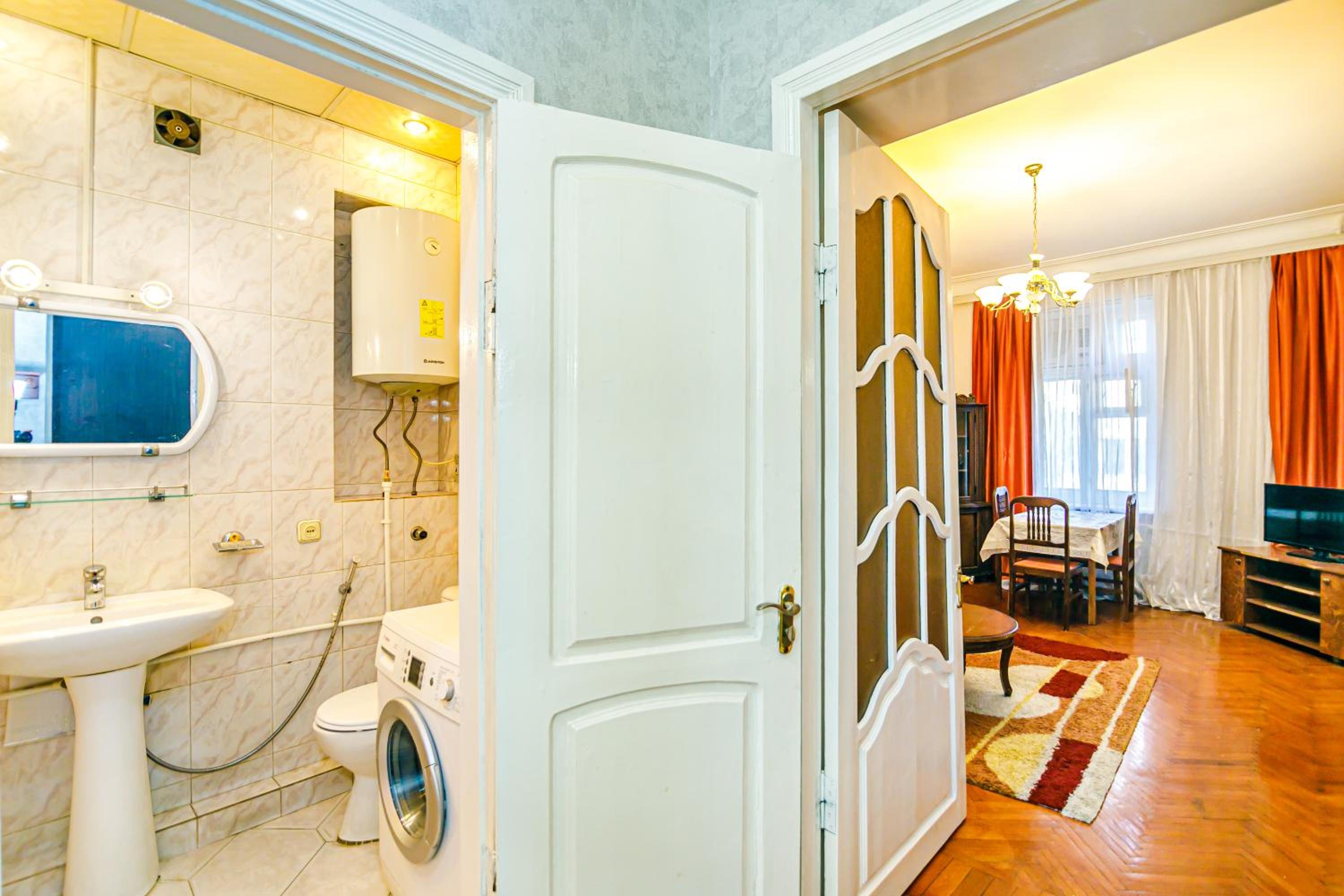Deluxe Apartment 103
