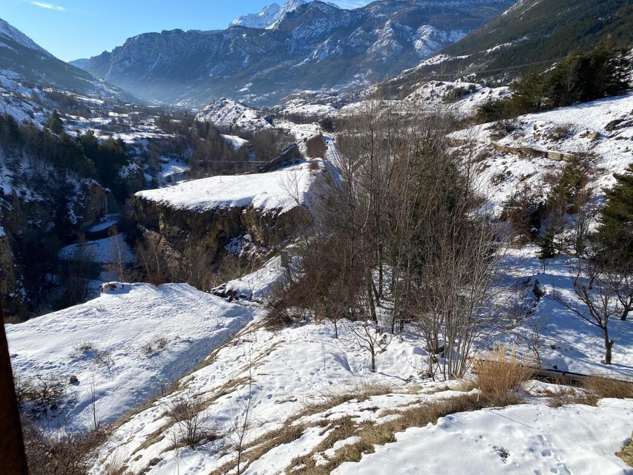 Chalet Inukshuk Vue panoramique Gorges de la Durance Parc des Écrins