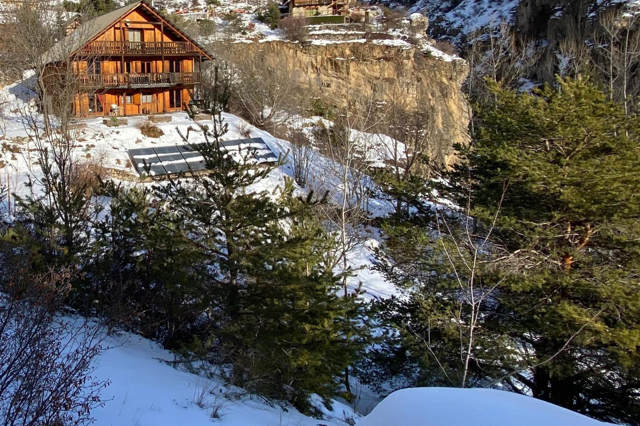 Chalet Inukshuk Vue panoramique Gorges de la Durance Parc des Écrins