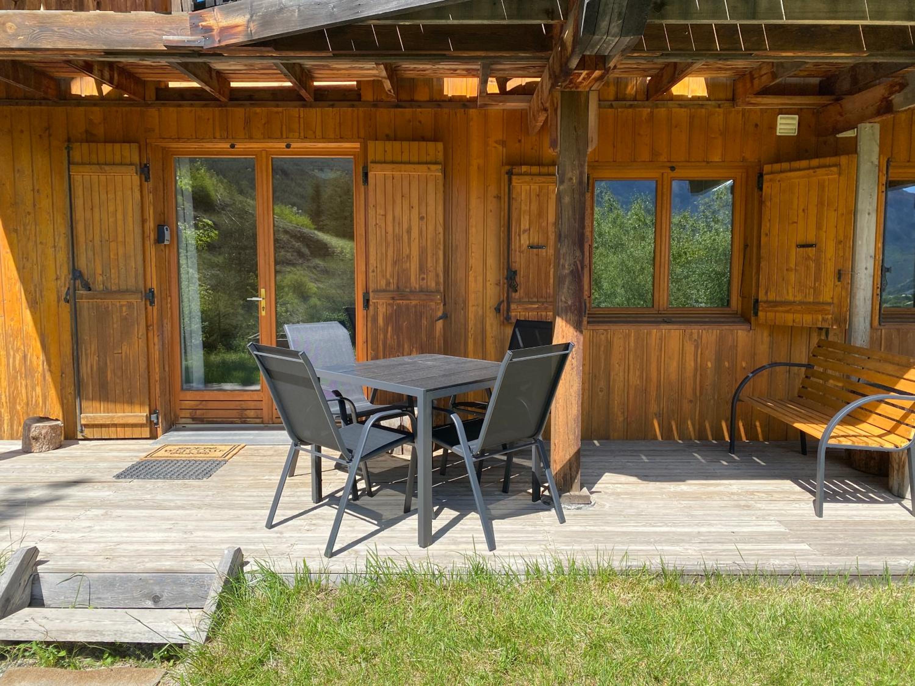 Chalet Inukshuk Vue panoramique Gorges de la Durance Parc des Écrins