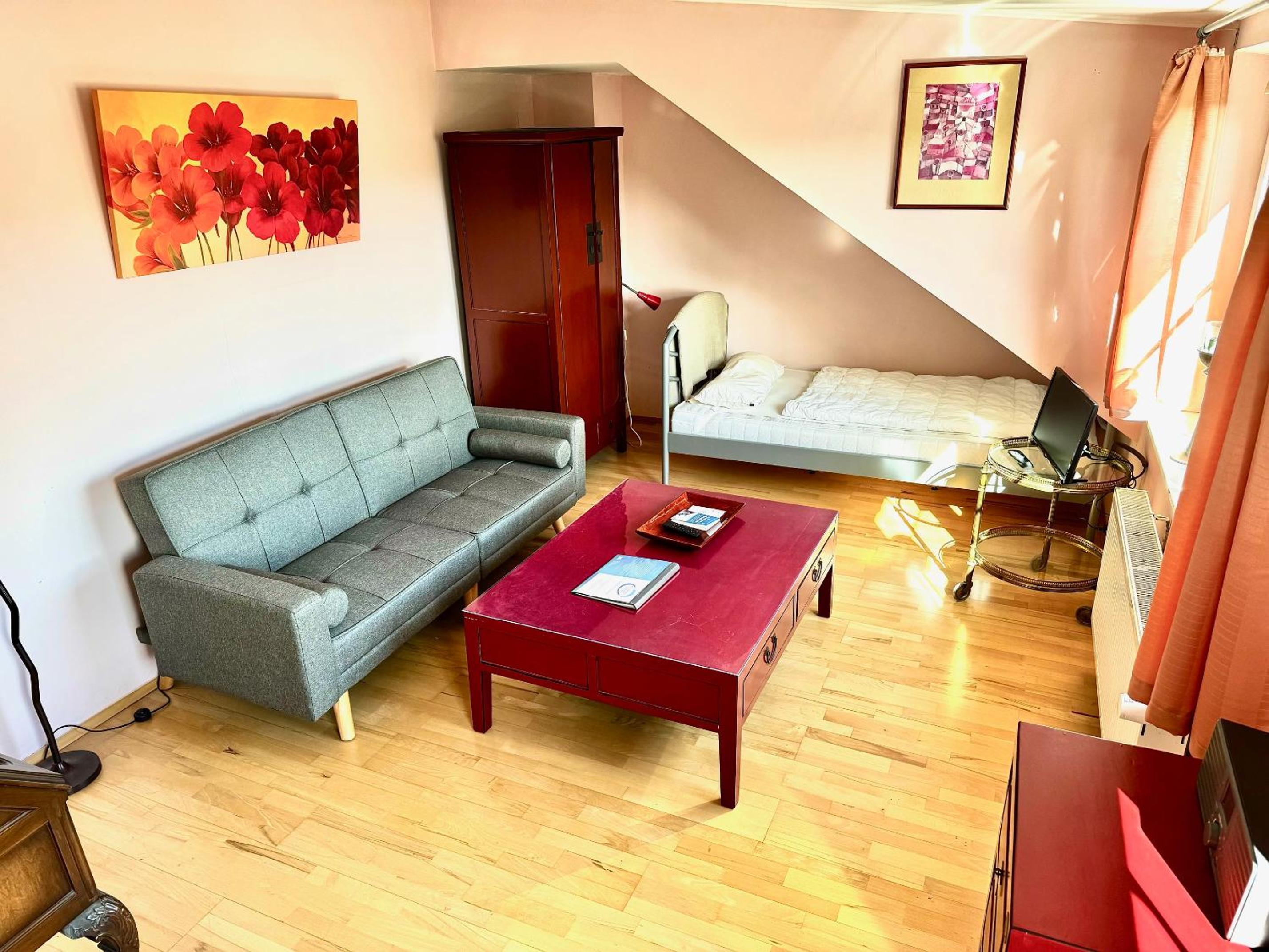 Apartment Düsseldorf - near Airport DUS - Trade Fair - Arena
