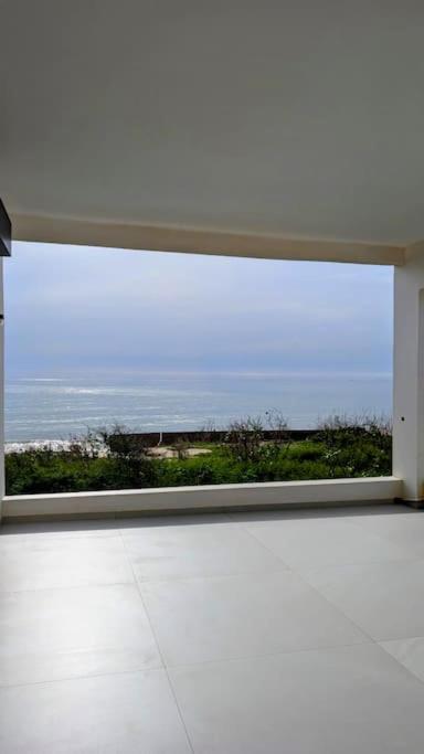 La Villa Relax - Maison neuve en bordure de mer à Guereo view 3