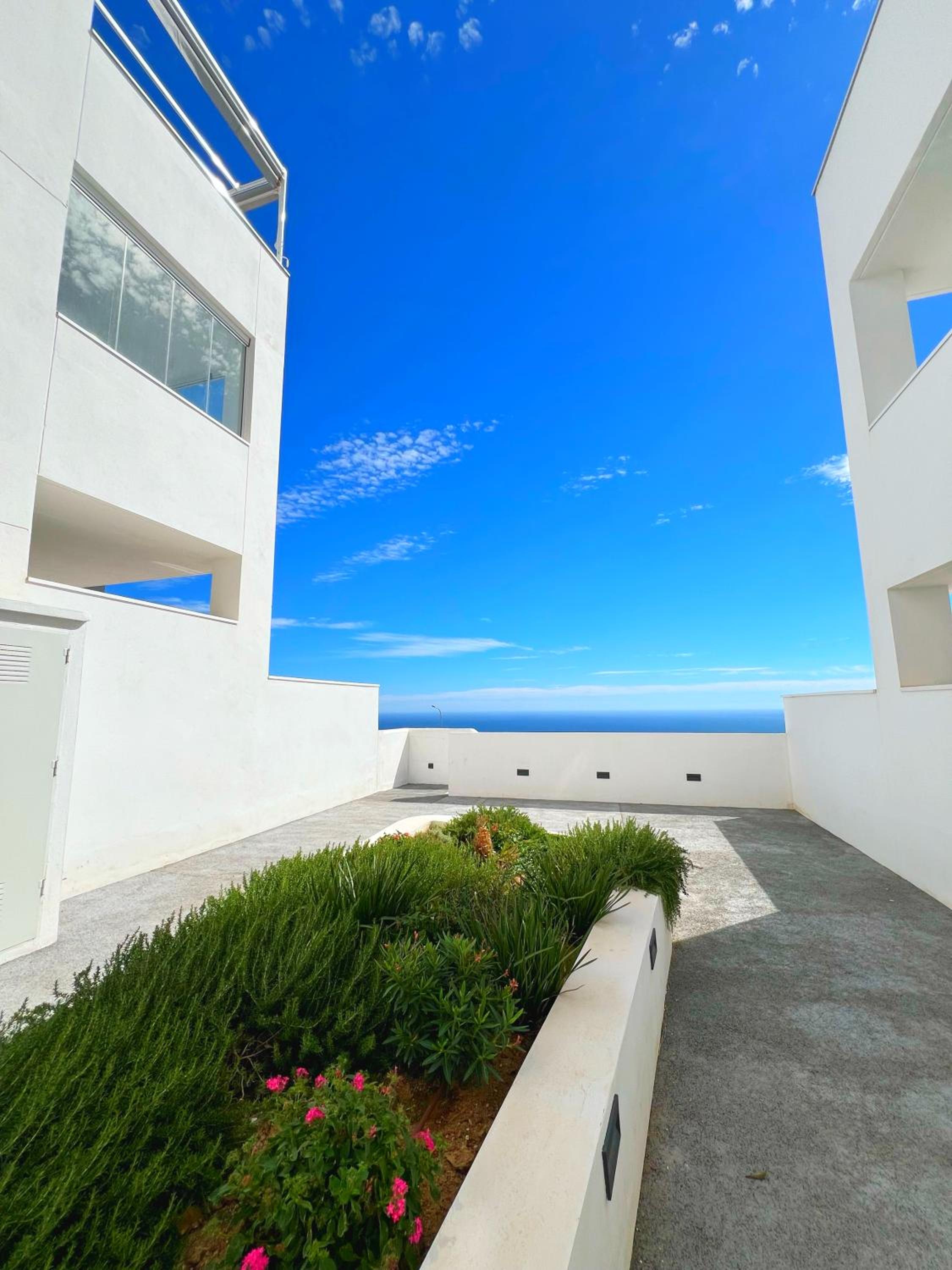 Vistamar Benalmádena by Residea