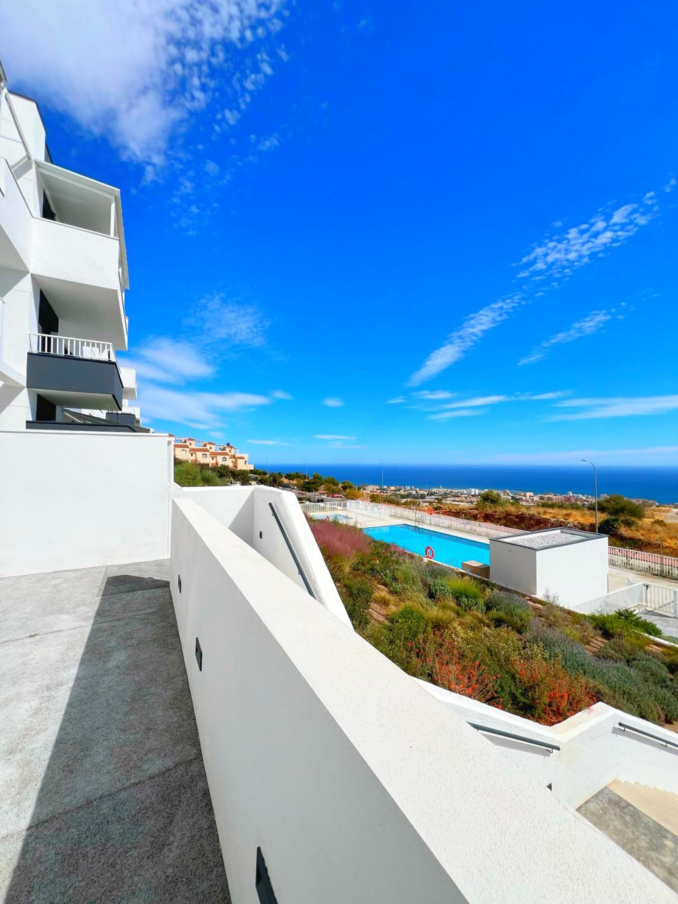 Vistamar Benalmádena by Residea