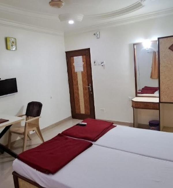 Hotel Aaditya Palace Bhusawal