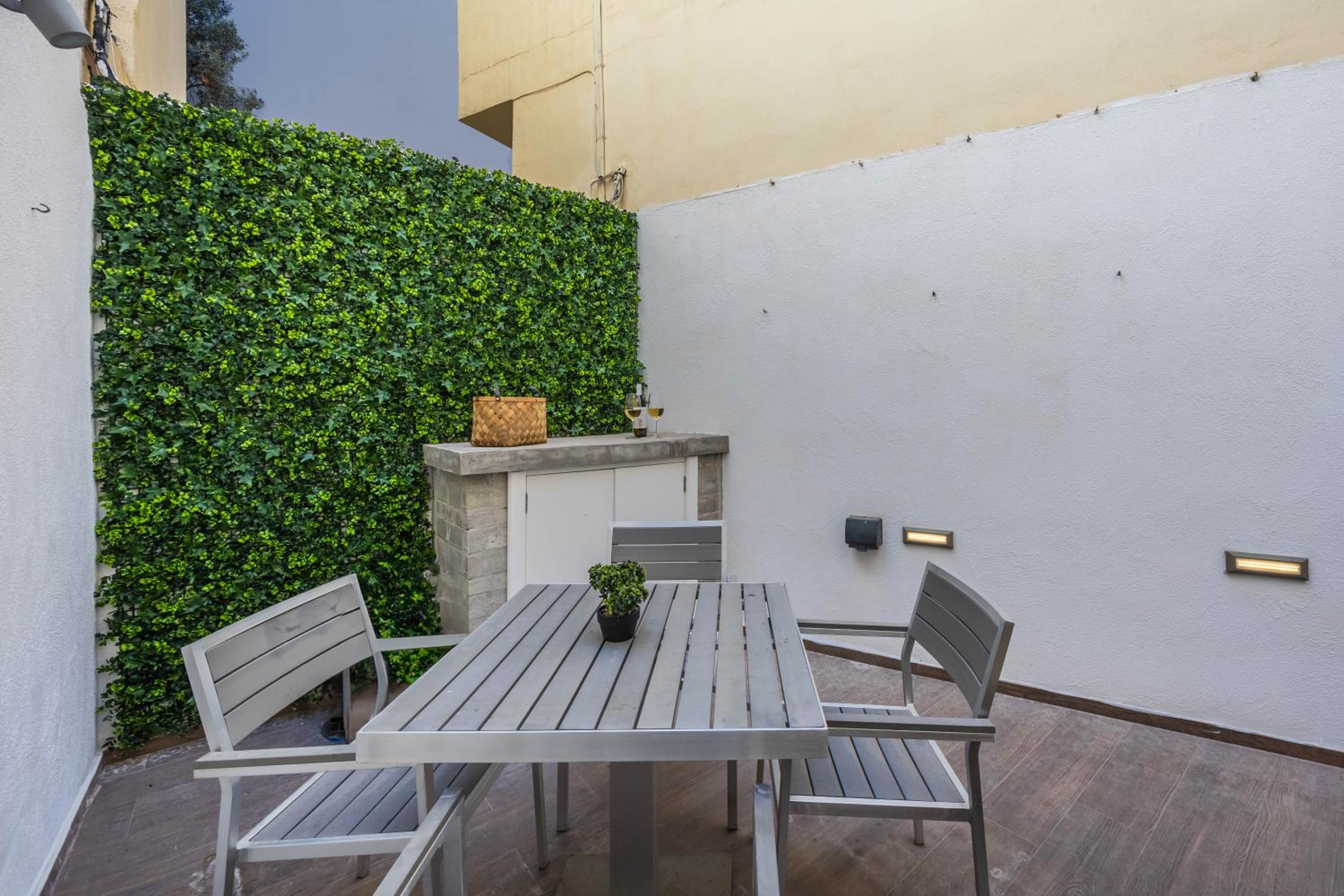 Spinola Bay Hideaway photo 3