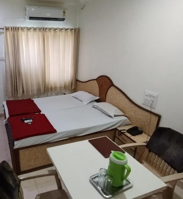Hotel Aaditya Palace Bhusawal
