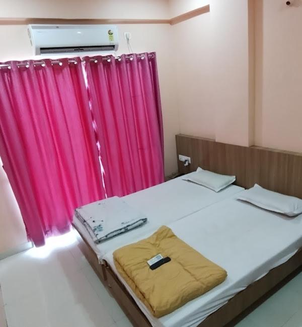 Hotel Aaditya Palace Bhusawal