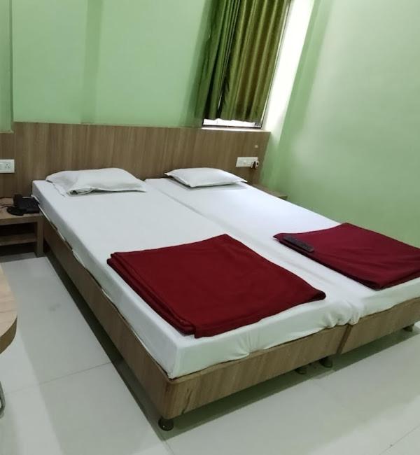 Hotel Aaditya Palace Bhusawal