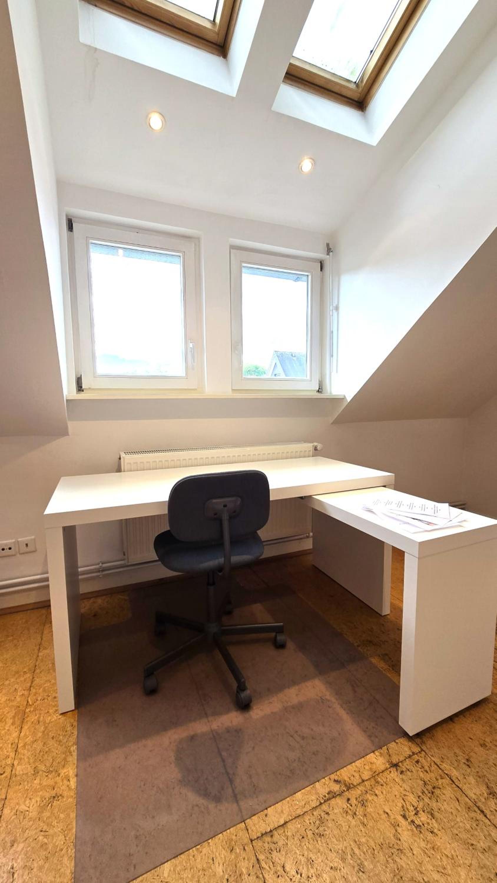 Großzügige Altbauwohnung mitten in der City