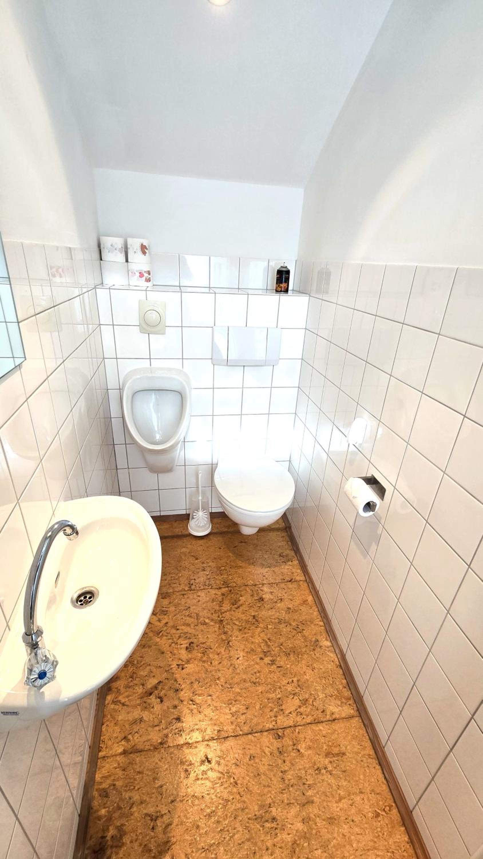 Großzügige Altbauwohnung mitten in der City