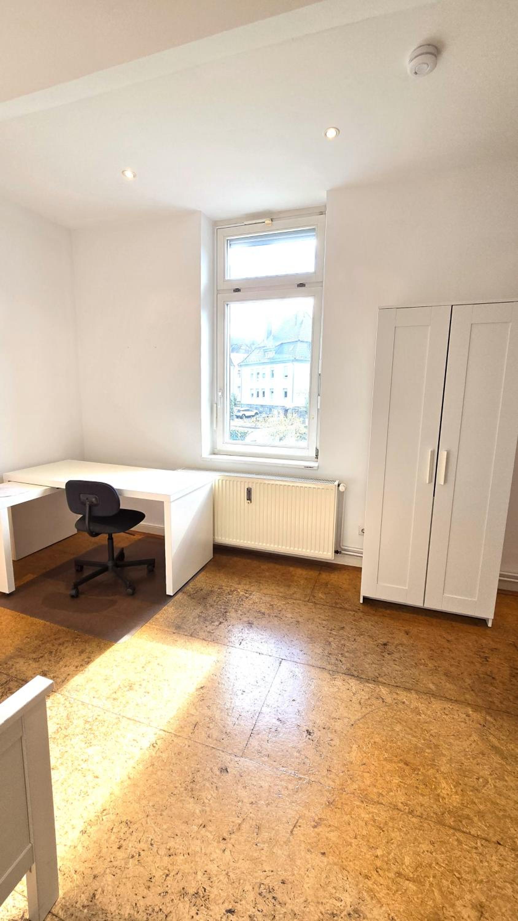 Großzügige Altbauwohnung mitten in der City