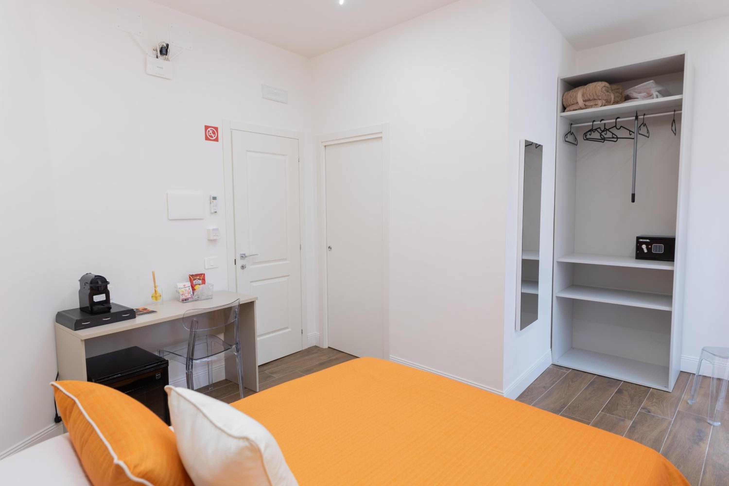 Iannò Napoli Rooms