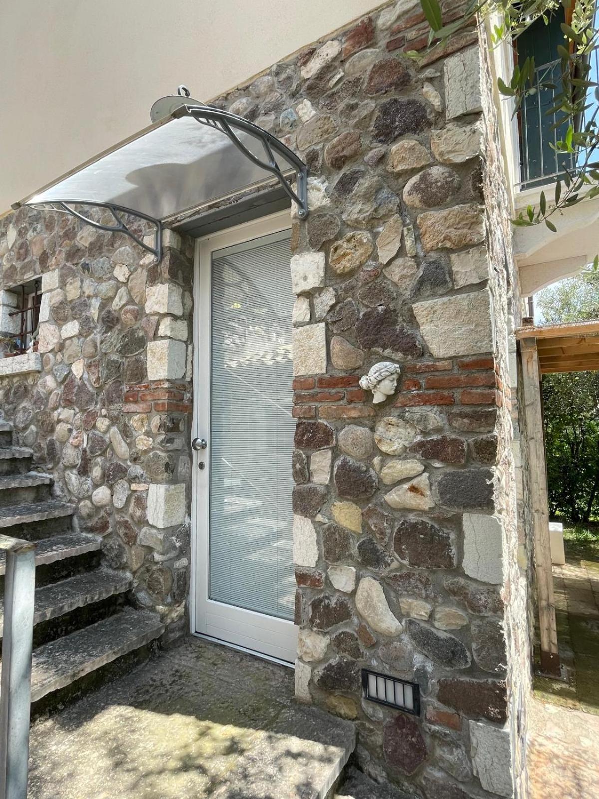 Photo 29