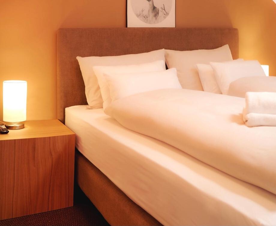 Mountain Suite A10 - by FiS