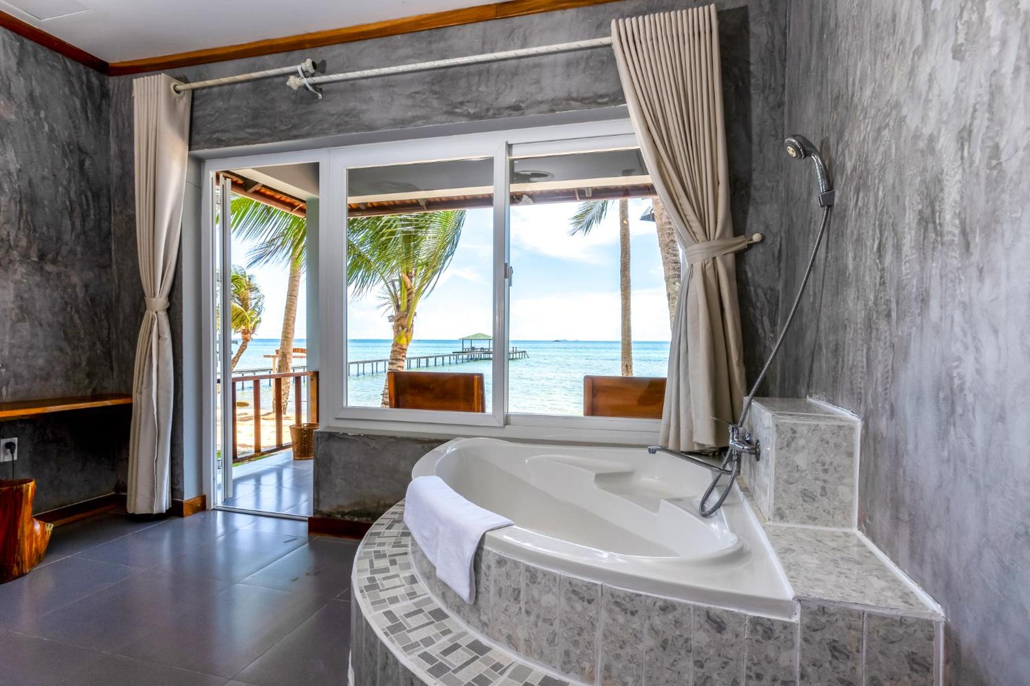 Cosian Bay Phu Quoc Resort