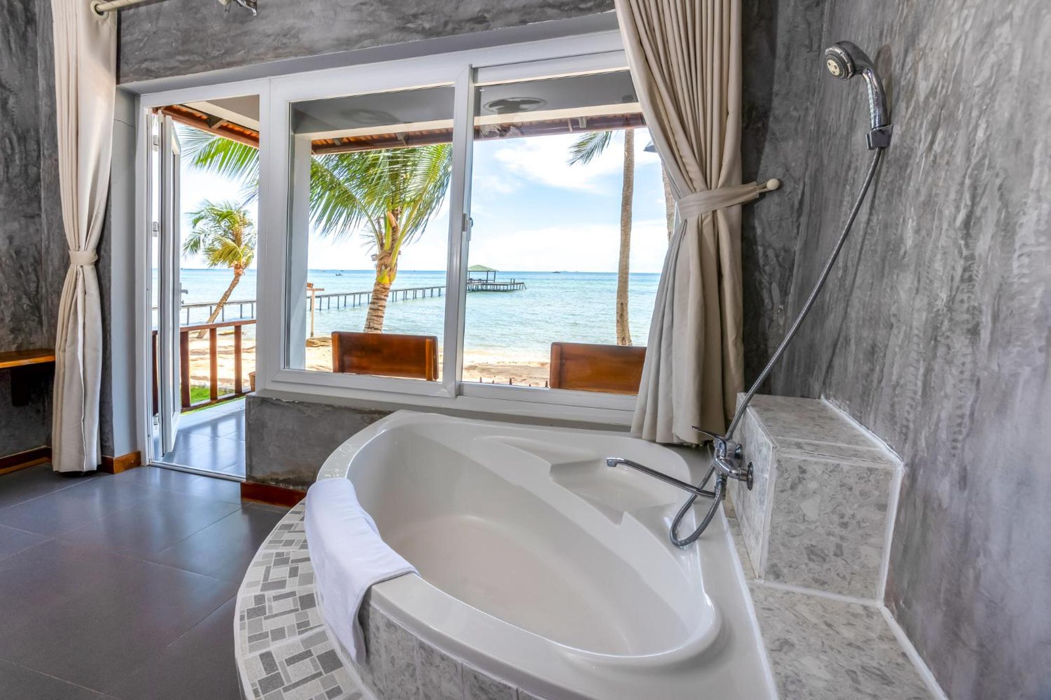 Cosian Bay Phu Quoc Resort