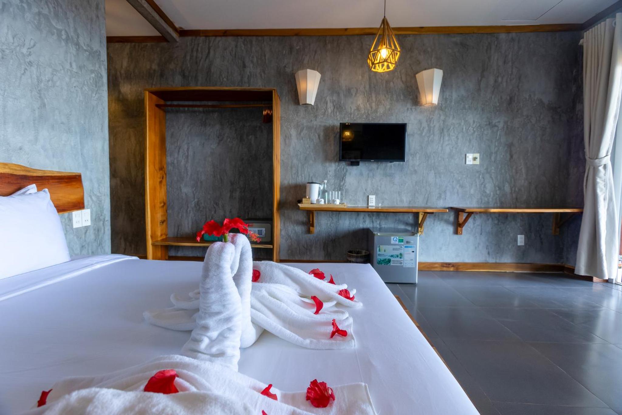 Cosian Bay Phu Quoc Resort