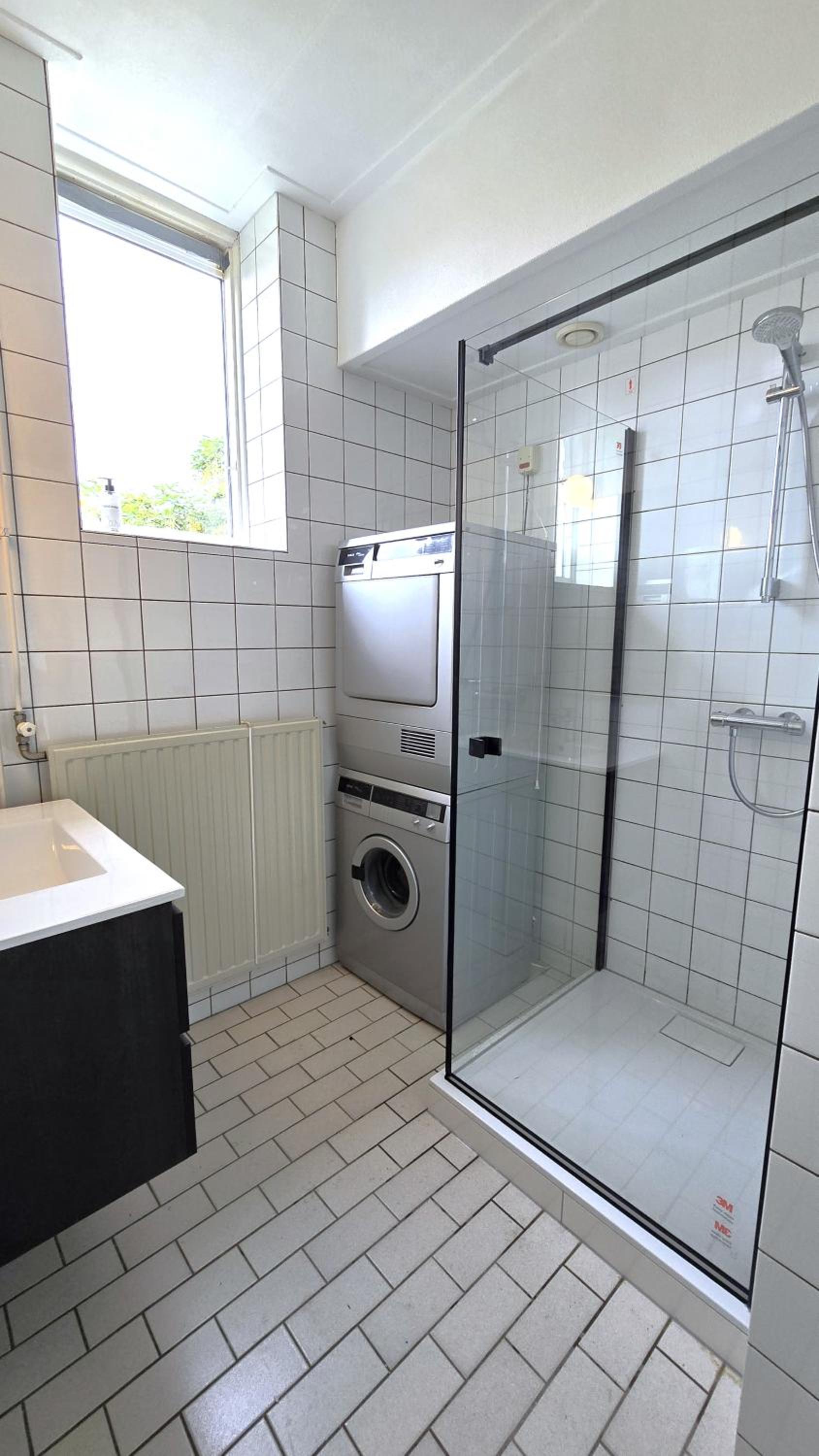DHU92 - Light apartment in old church in the centre of Domburg view 2