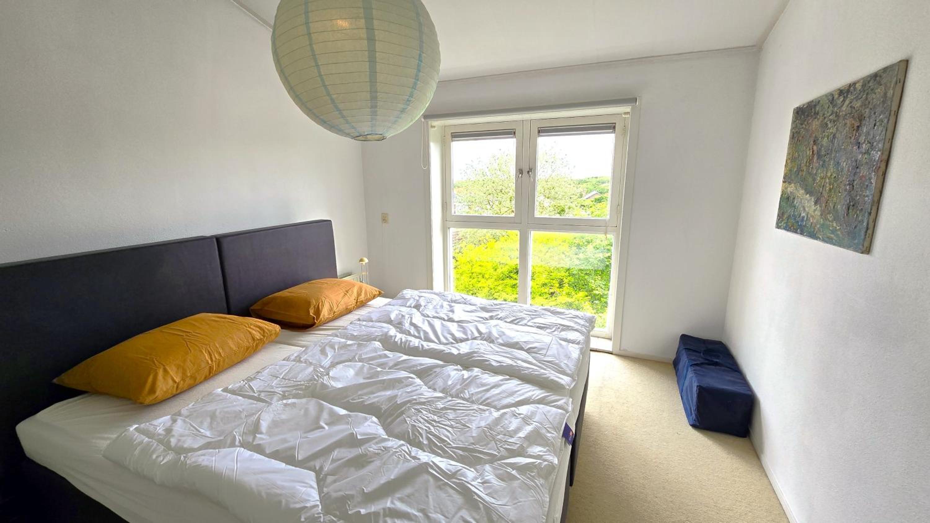 DHU92 - Light apartment in old church in the centre of Domburg view 4