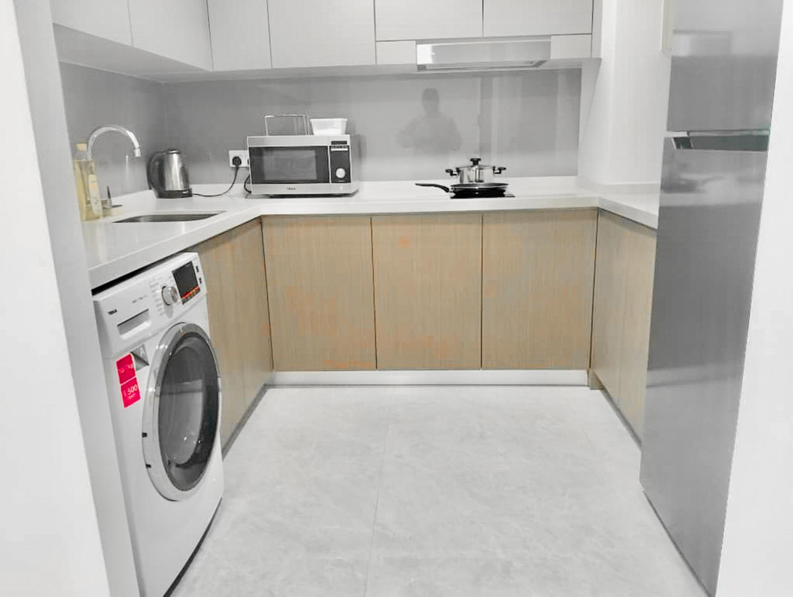 AGILE Infinity Suites TRX By AR