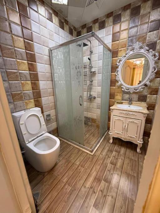 Luxury apartment in center near Nizami Street
