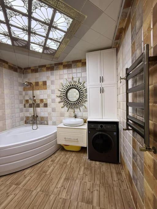 Luxury apartment in center near Nizami Street