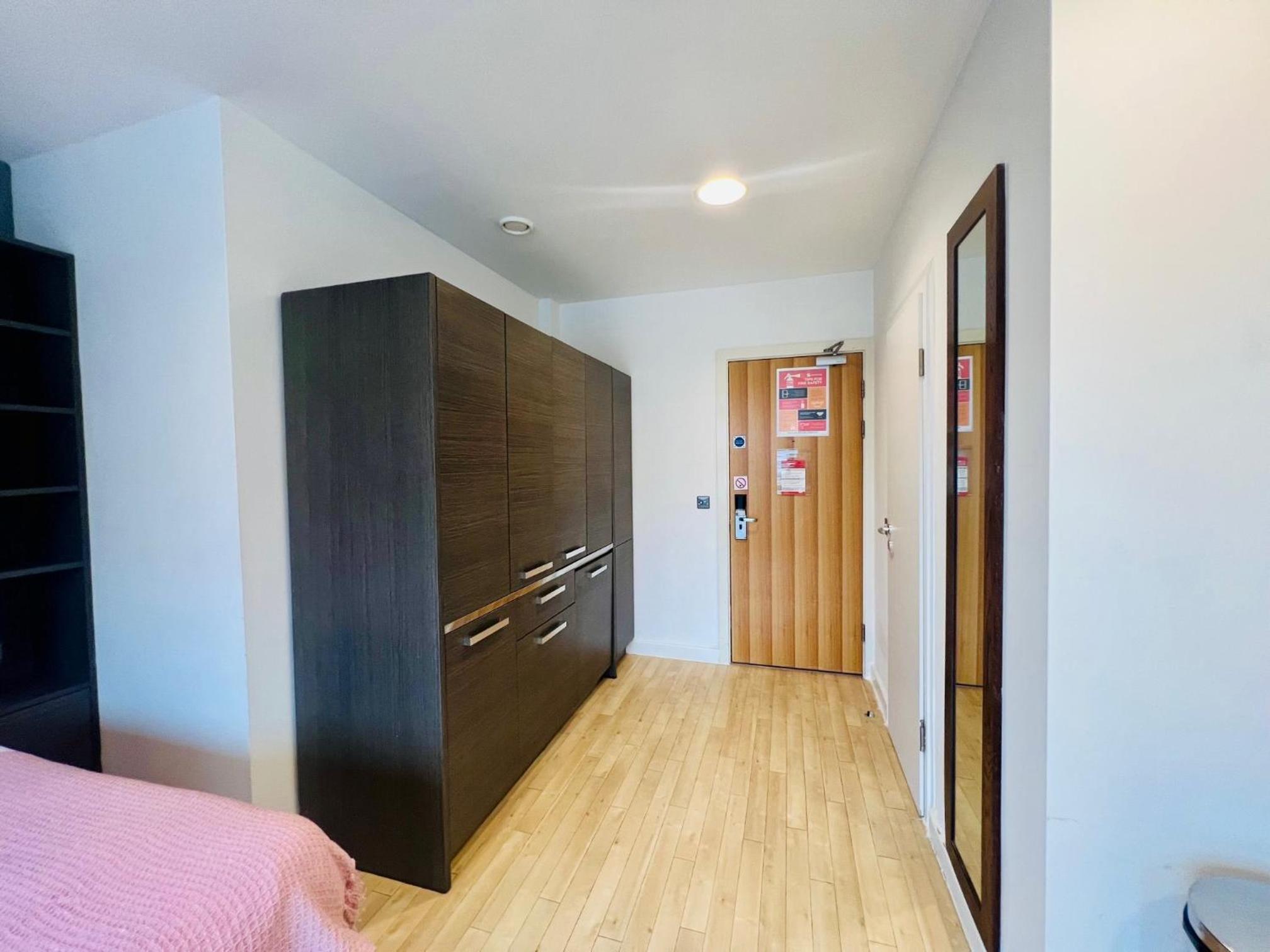 Stuhomes - Arundel House