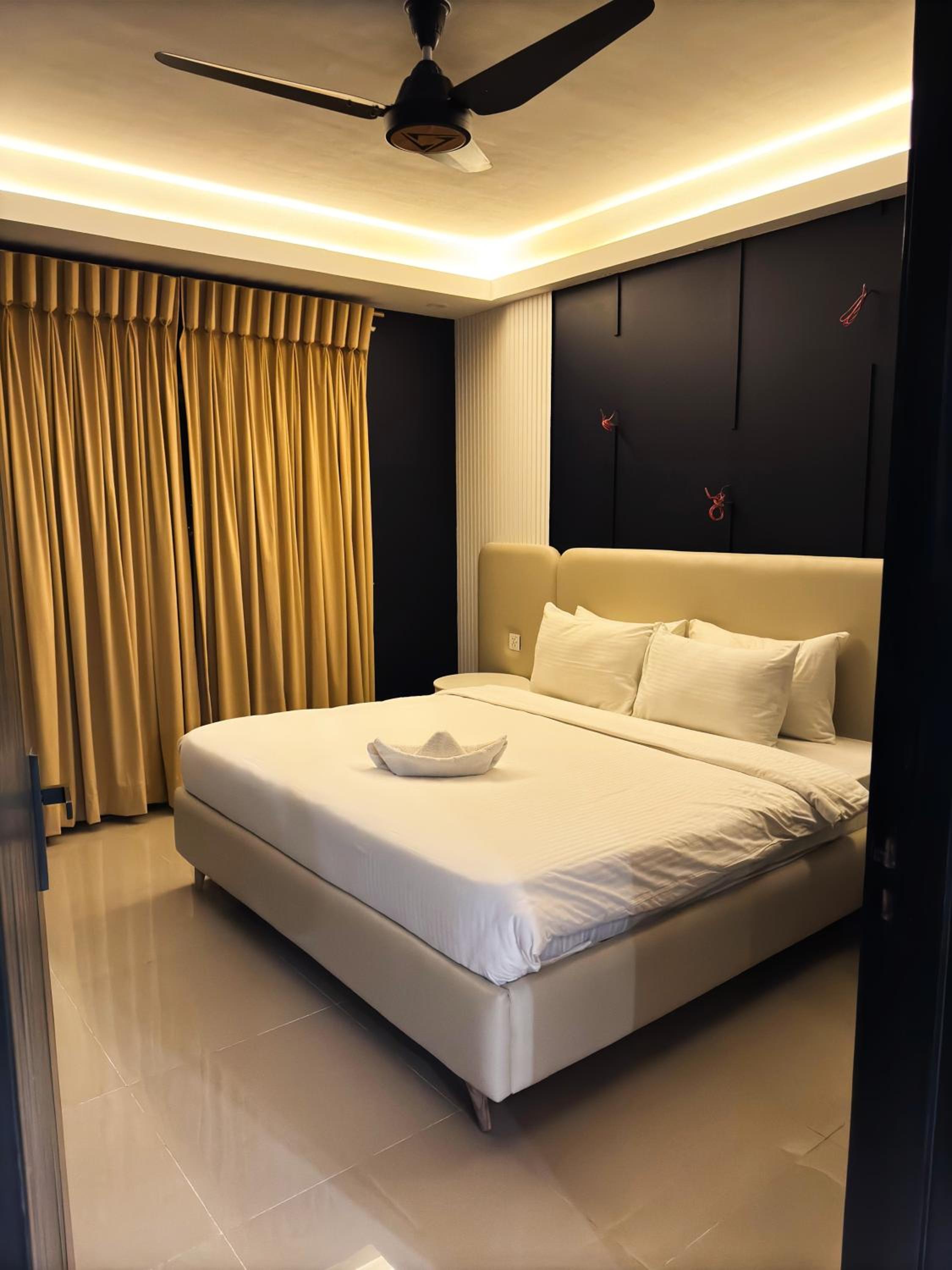 Regal Suite by StayMehman