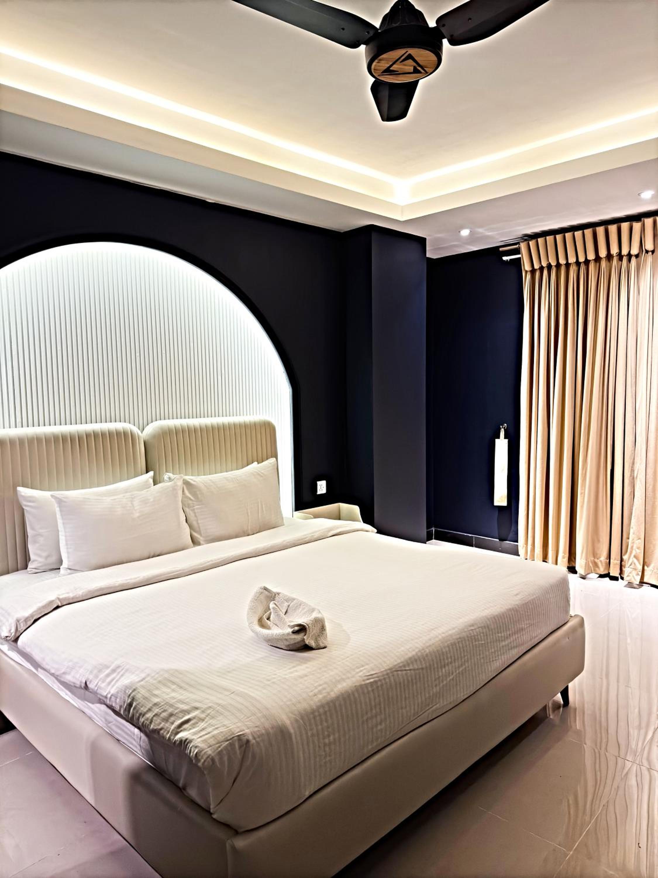 Regal Suite by StayMehman