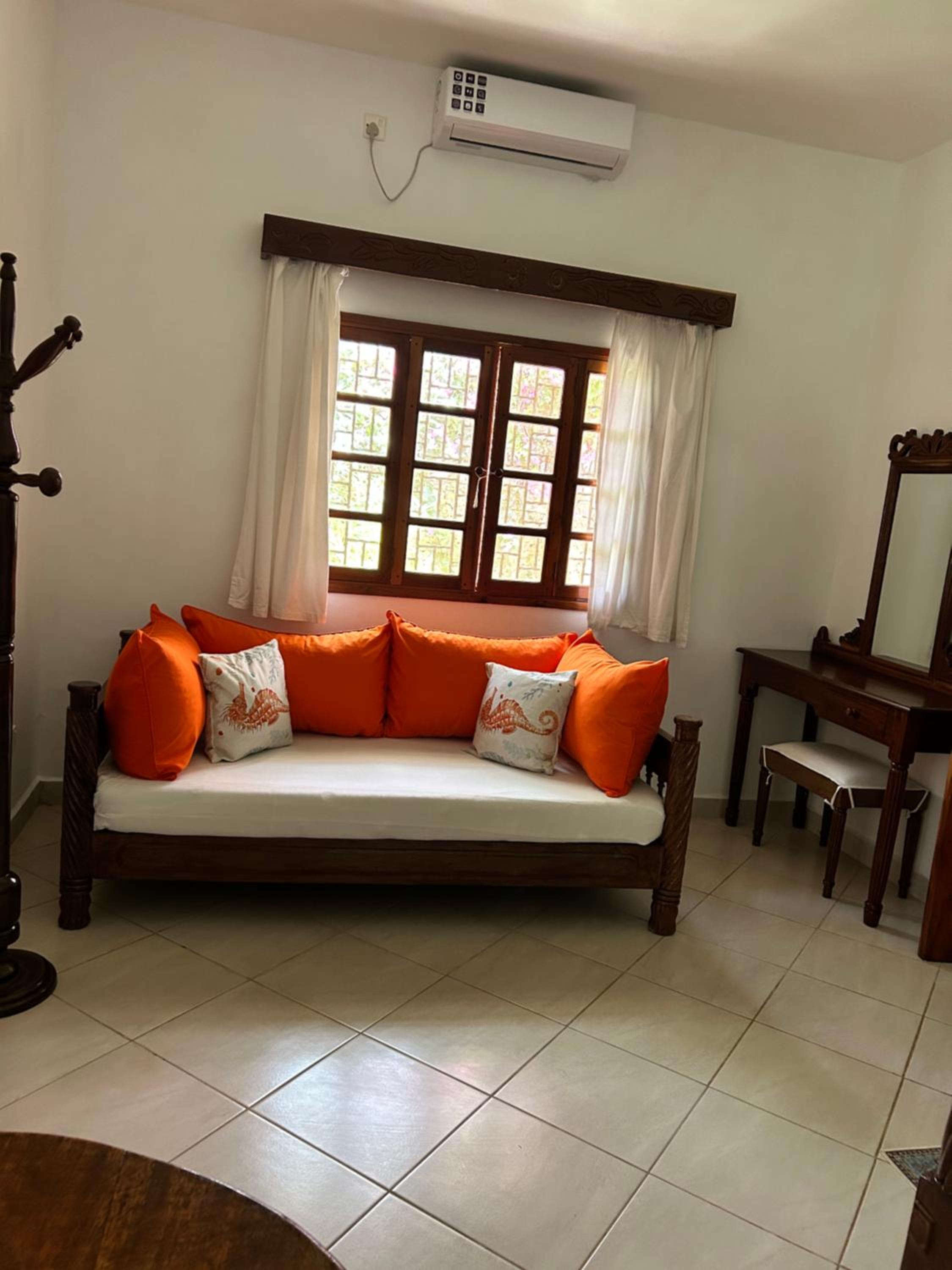 KAMAKUTI house