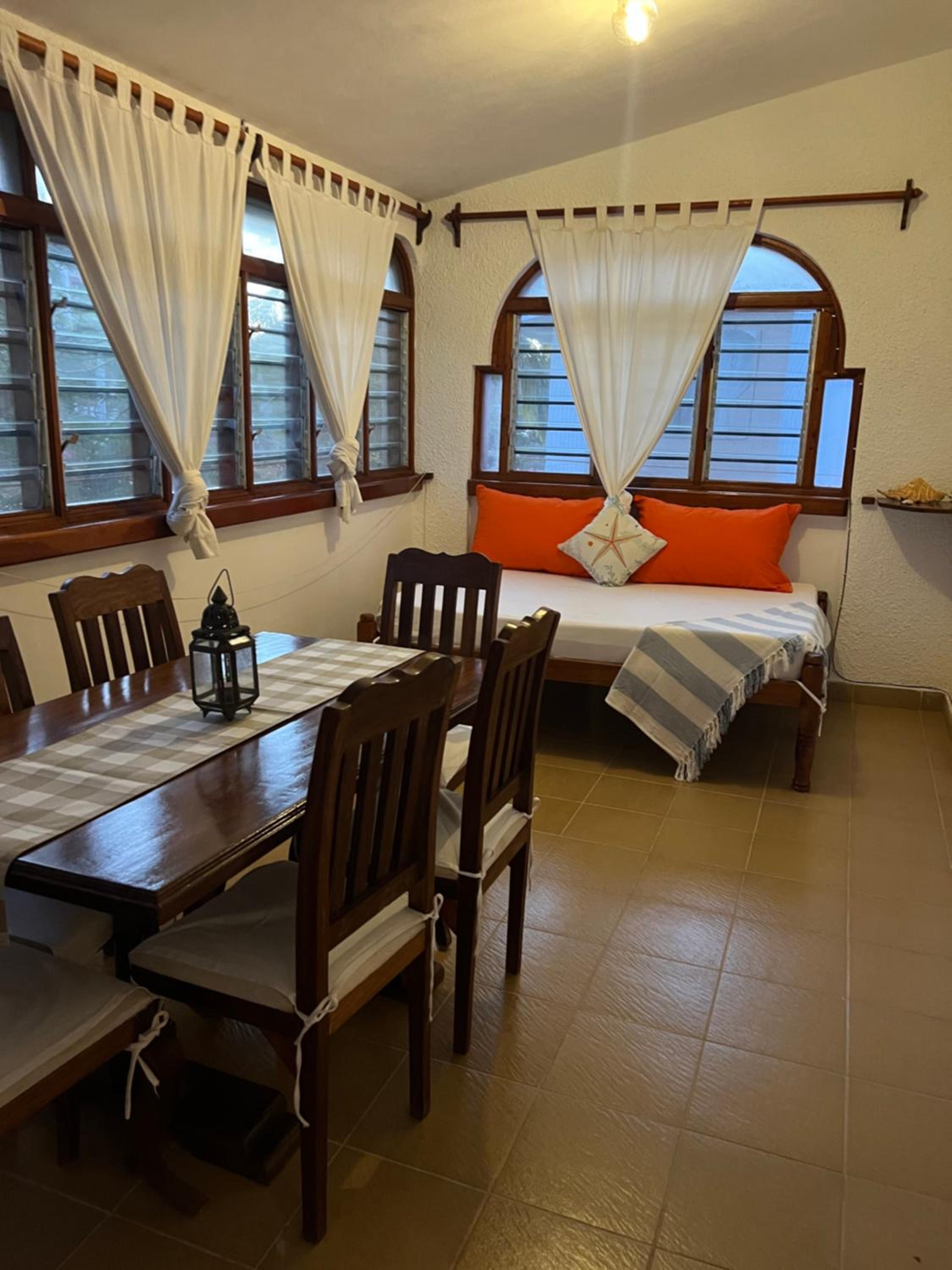 KAMAKUTI house