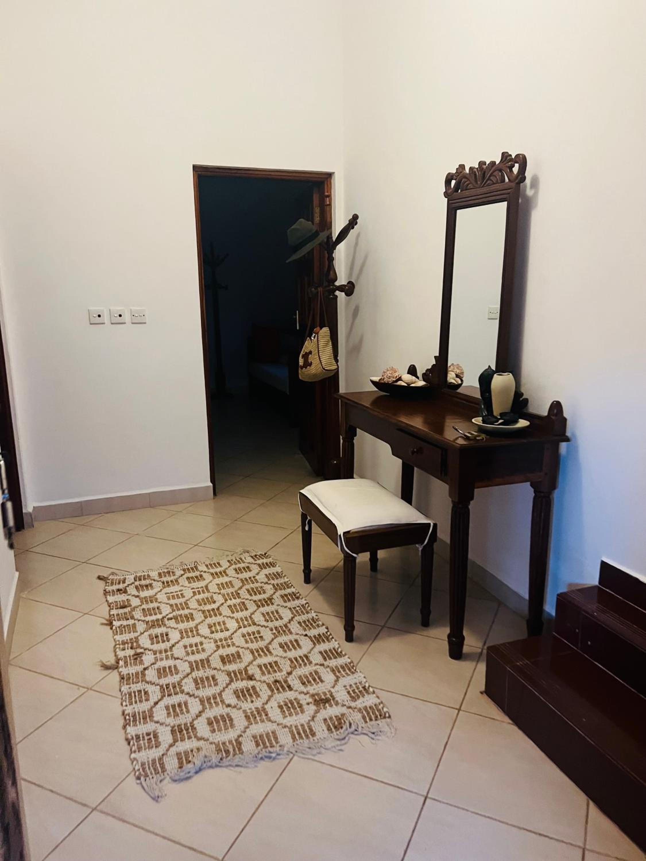 KAMAKUTI house
