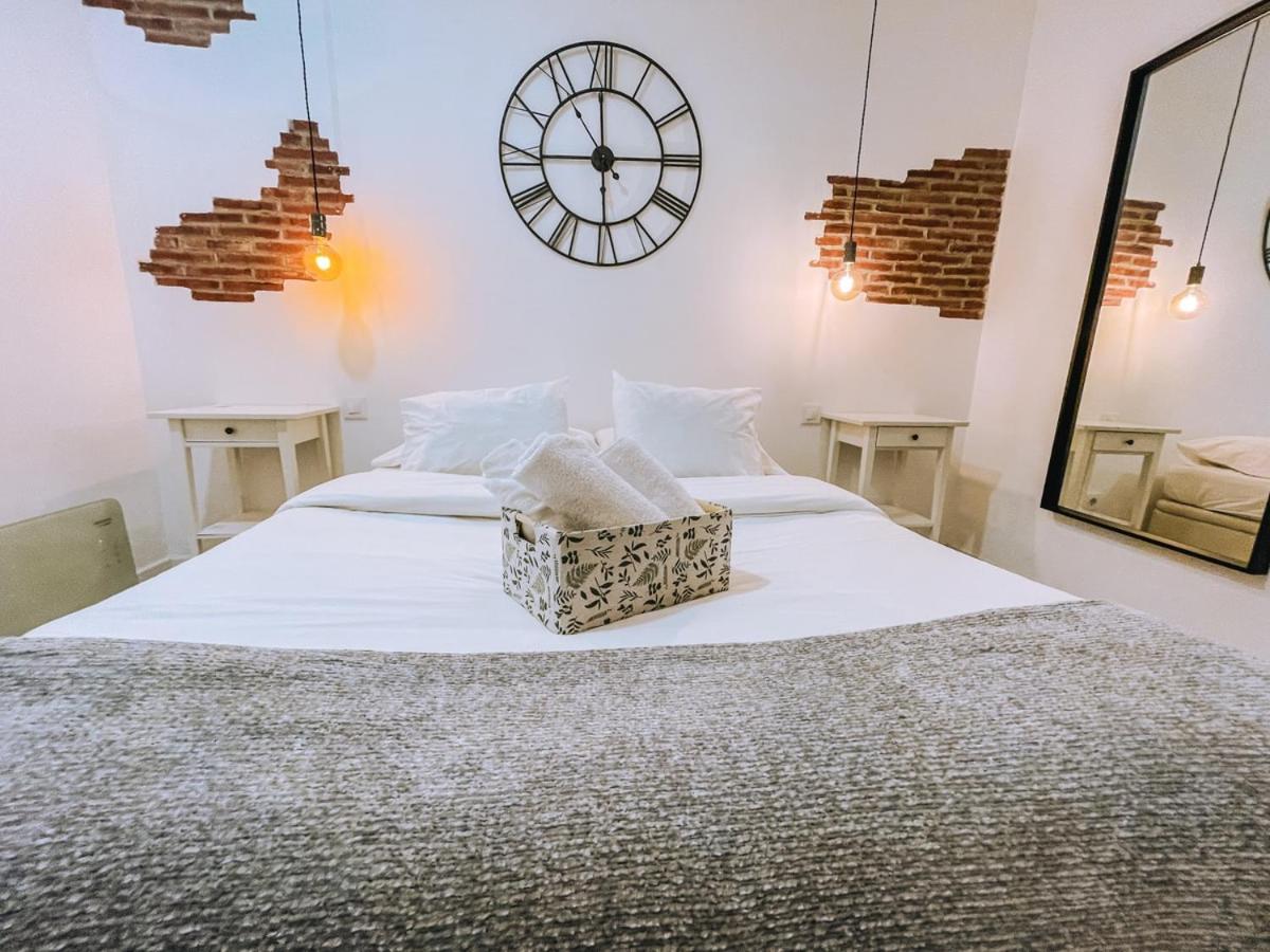 Fee4Me. Amazing apartment in the heart of Lavapies view 4