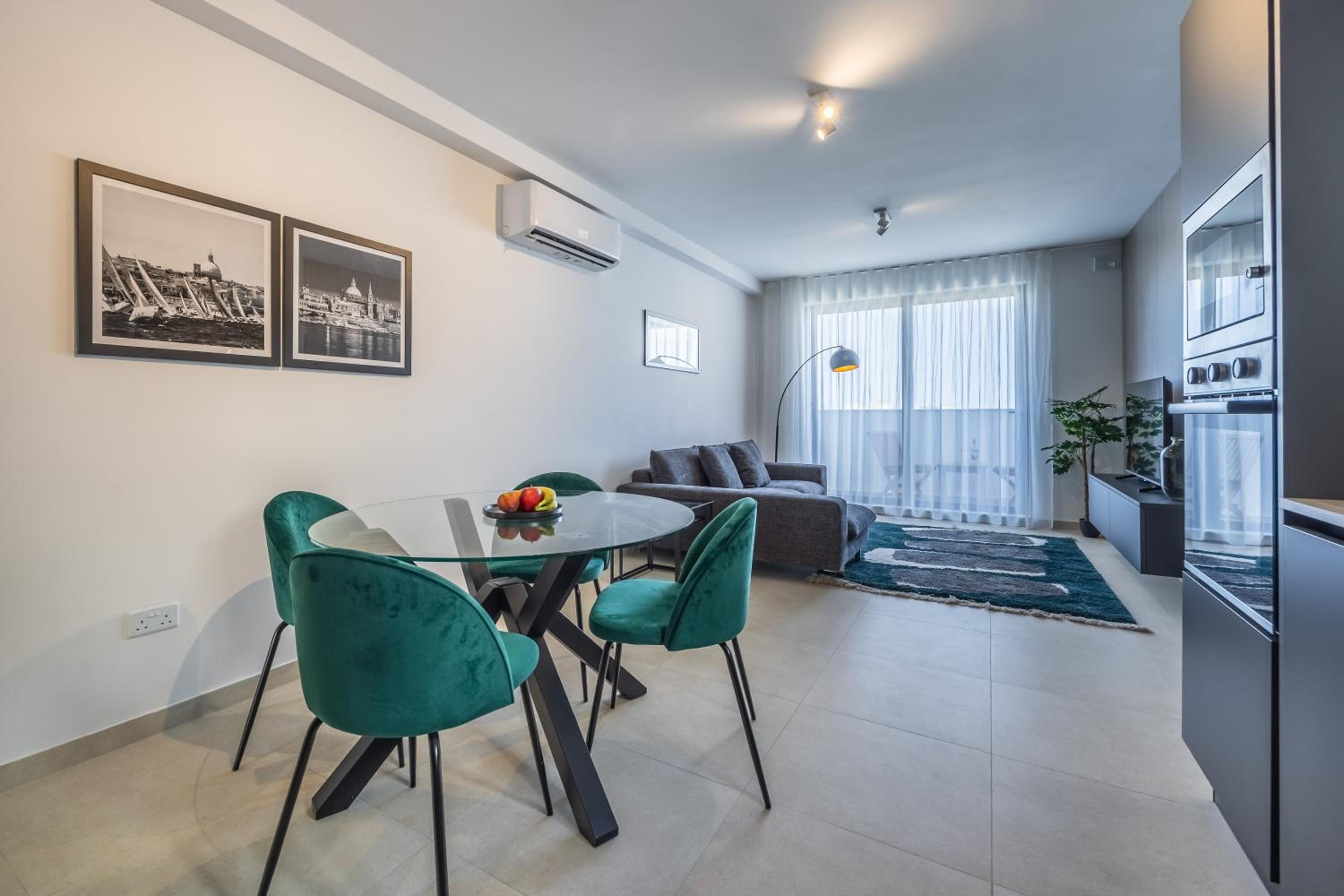 Sunlit Serenity Modern Apartment with City Views view 4