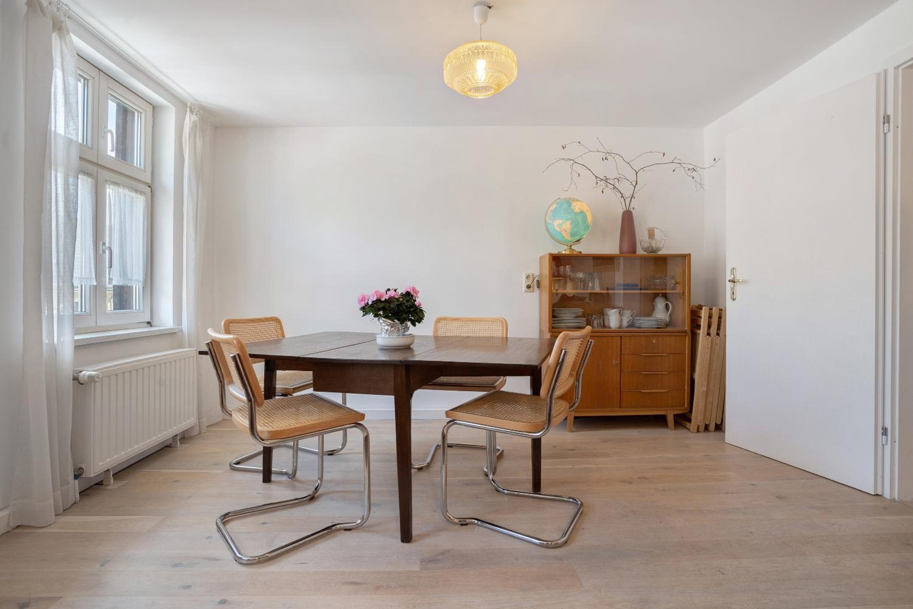 Ferienwohnung Bett Und Buch