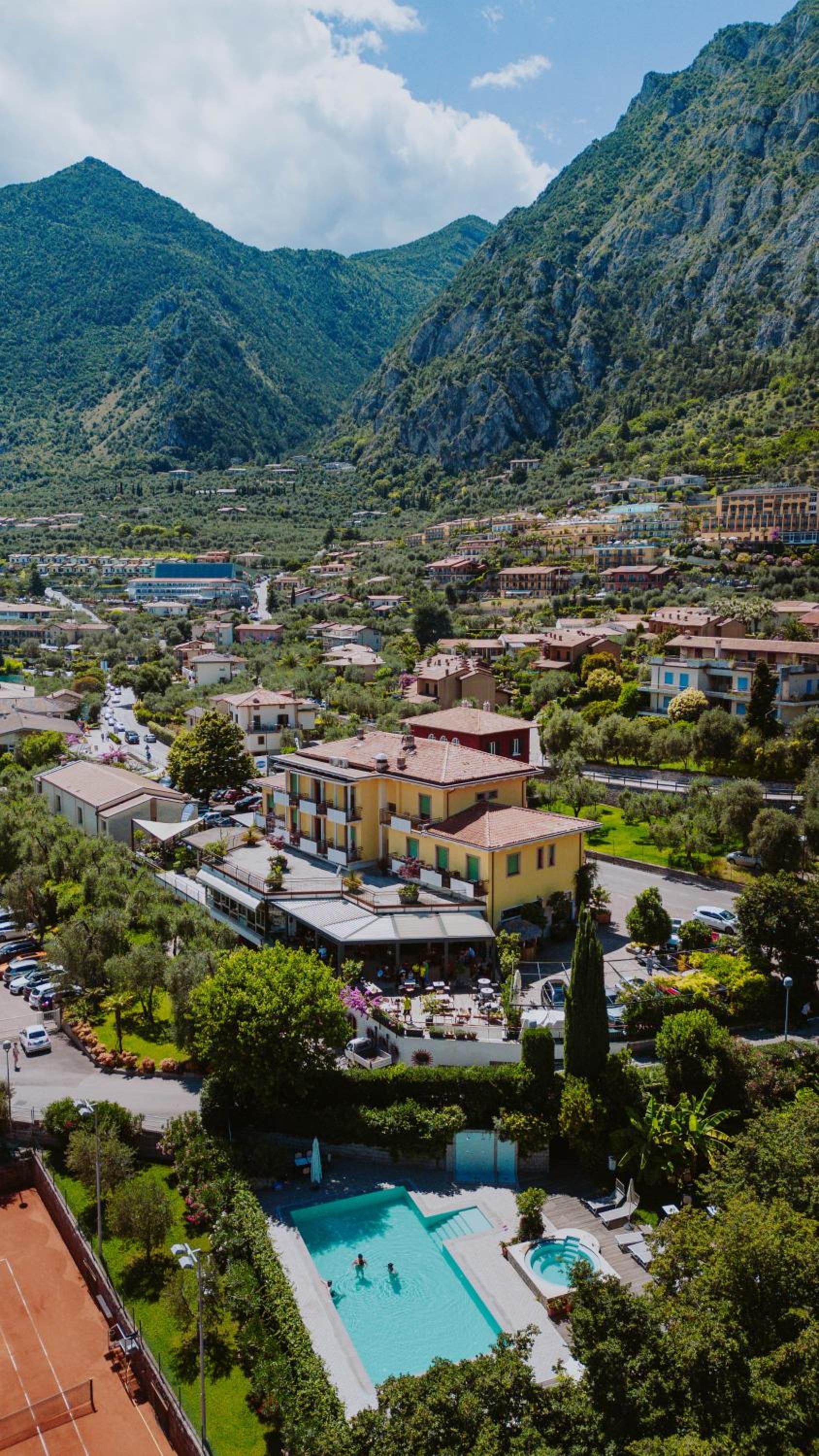Hotel Limone - Image 1